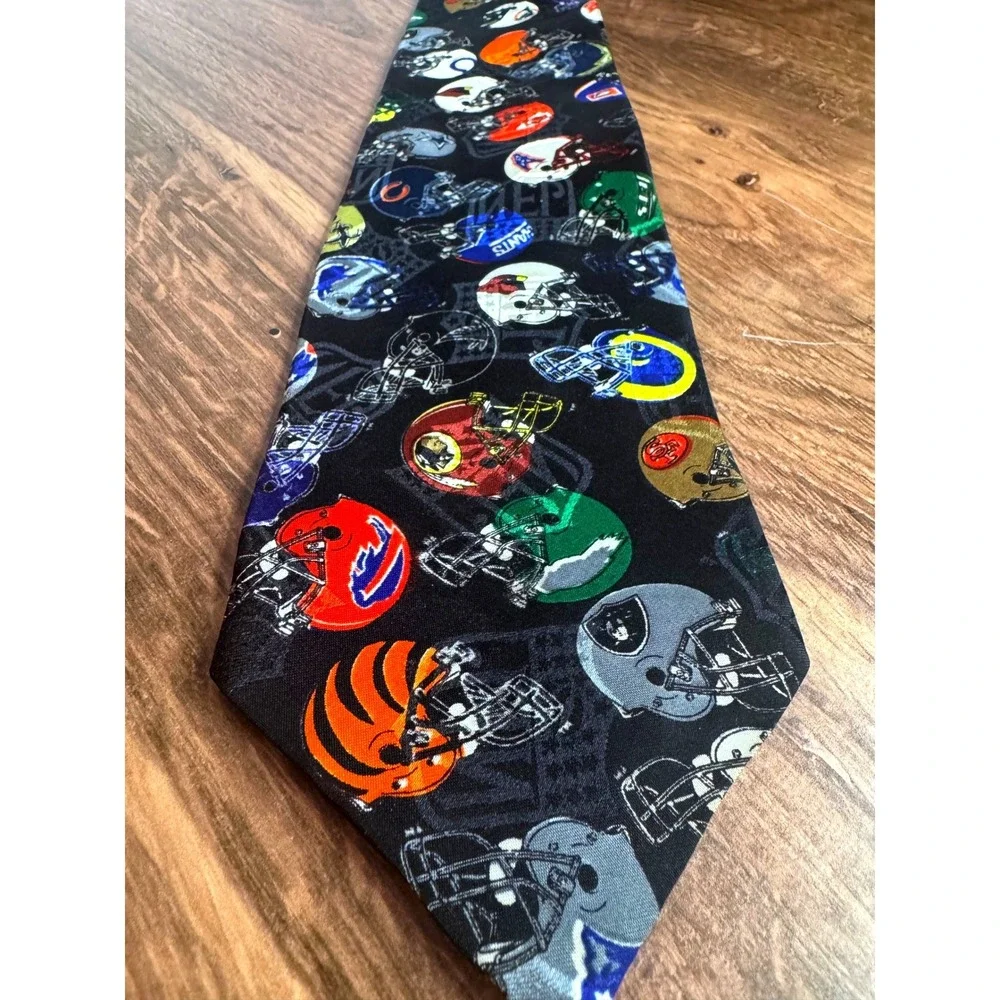 NFL All Teams Football Helmet Tie Team‎ NFL